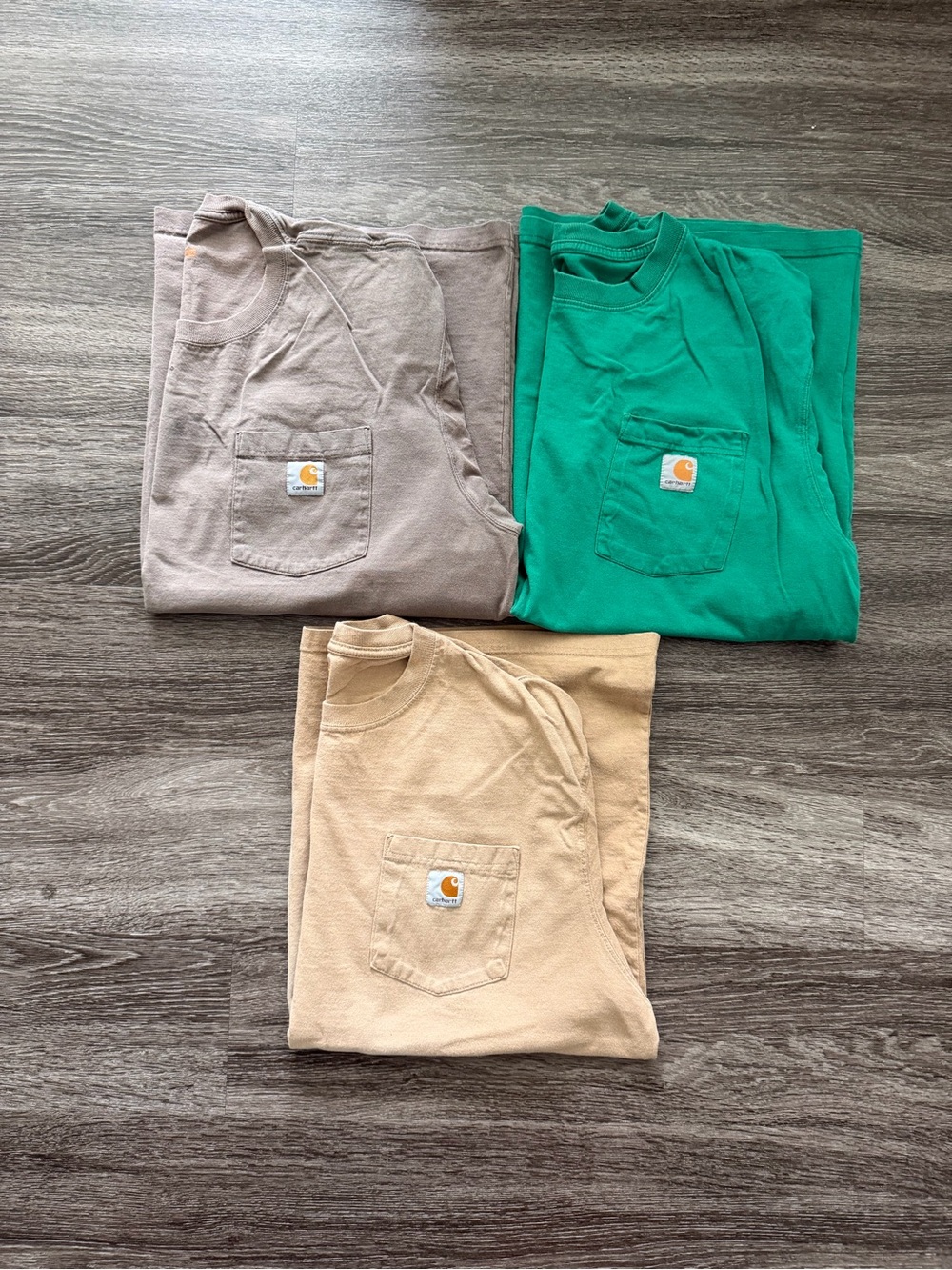 Carhartt Pocket Tee Set in Green, Tan, Taupe